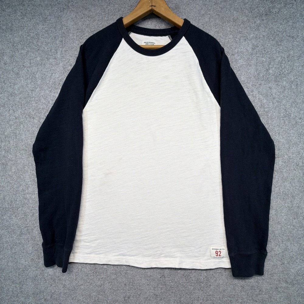Vintage Abercrombie & Fitch Men's Medium Raglan Longsleeve Y2K